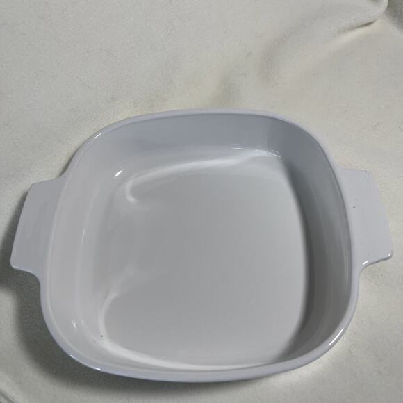 Corningware A-8-B Blue Shell Oil Medallion Casserole Dish with A-9-C Lid - Picture 3 of 6